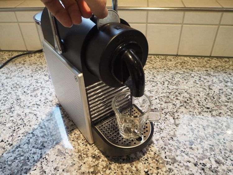 Nespresso Pixie Usage